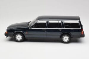 Volvo 740 GL Kombi Dunkelgrün Metallic Minichamps 1:18 155171771 Metall – Bild 3 von 6