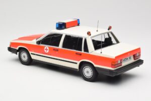 Volvo 740 GL DRK Aschaffenburg Minichamps 1:18 155171790 Metall – Bild 5 von 6