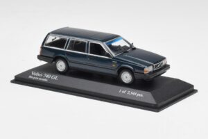 Volvo 740 GL Estate Blaugrün Metallic Minichamps 1:43 943171713 Metall – Bild 3 von 4