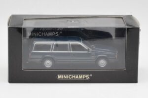 Volvo 740 GL Estate Blaugrün Metallic Minichamps 1:43 943171713 Metall – Bild 4 von 4