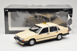 Volvo 740 GL Taxi Deutschland Minichamps 1:18 155171792 Metall – Bild 6 von 6