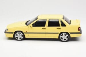 Volvo 850 T-5R Gelb AUTOart 1:18 79501 Metall – Bild 4 von 8