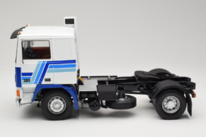 Volvo F12 Blau Weiss Road Kings 1:18 RK180033 Metall – Bild 4 von 8
