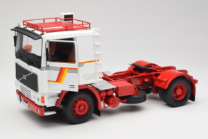 Volvo F12 Weiss Rot Road Kings 1:18 RK180031 Metall – Bild 2 von 8