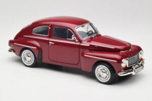 Volvo PV544 Cherry Red Revell 1:18 08887 Metall – Bild 6 von 8
