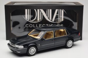 Volvo S90 Royal Blue DNA 1:18 DNA000088 Metall – Bild 6 von 6