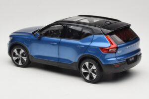Volvo XC40 Recharge Blau Metallic Paudi Model 1:18 2562373 Metall – Bild 7 von 8