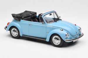 Volkswagen Beetle 1303 Cabriolet Hellblau Norev 1:18 188531 Metall – Bild 4 von 6