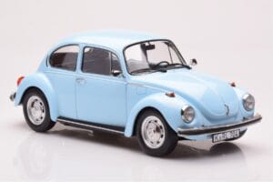 Volkswagen Beetle 1303 Hellblau Norev 1:18 188532 Metall – Bild 4 von 6