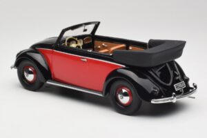 Volkswagen Beetle Cabriolet Schwarz & Rot Minichamps 1:18 107054132 Resin – Bild 5 von 6