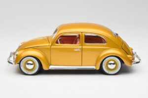 Volkswagen Beetle Gold Bburago 1:18 3361 Metall – Bild 4 von 8