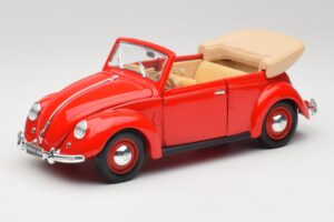 Volkswagen Cabriolet Ruby Rot Maisto 1:18 32826 Metall