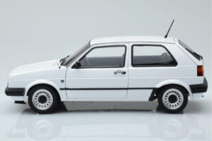 Volkswagen Golf CL Mk2 Weiss Limitierte Auflage Norev 1:18 188561 Metall – Bild 4 von 8