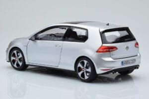Volkswagen Golf GTI Mk7 Reflex Silber Norev 1:18 188551 Metall – Bild 7 von 8