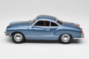 Volkswagen Karmann Ghia Coupe Neptune Blau Minichamps 1:18 155054022 Metall – Bild 3 von 6