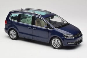 Volkswagen Sharan 7N Shadow Blau Metallic Minichamps 1:18 110051100 Metall – Bild 6 von 8