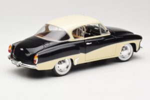 Wartburg 311 Coupe Schwarz & Beige Revell 1:18 8419 Metall – Bild 3 von 8