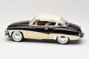 Wartburg 311 Coupe Schwarz & Beige Revell 1:18 8419 Metall – Bild 4 von 8