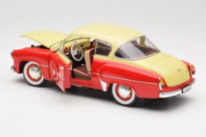 Wartburg 311 Coupe Rot & Beige Revell 1:18 8418 Metall – Bild 5 von 8