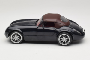 Wiesmann Roadster MF Carbon Black Revell 1:18 WIESMANN001 Metall – Bild 5 von 9
