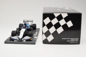Williams Racing Mercedes FW43B #63 G. Russell Saudi Arabian GP 2021 Minichamps 1:18 117212263 Metall – Bild 6 von 6