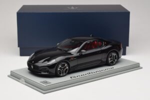 Maserati GranTurismo Trofeo Nero Assoluto BBR 1:18 P18240CMAS Resin – Bild 7 von 7