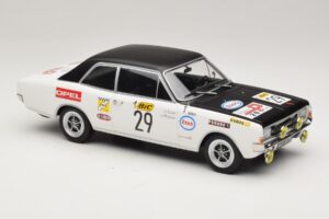 Opel Commodore A #29 J-L. Clarr / J-P. Peyroux Tour de France Automobile 1971 MCG 1:18 MCG18562R Metall – Bild 4 von 6