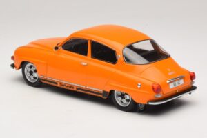 Saab 96 V4 Orange MCG 1:18 MCG18654 Metall – Bild 5 von 6