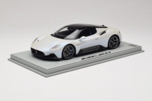 Maserati MC20 Bianco Audace BBR 1:18 P18191AMAS Resin – Bild 2 von 6