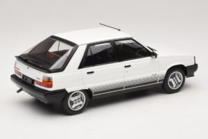 Renault 11 Turbo Weiss MCG 1:18 MCG18589 Metall – Bild 2 von 6