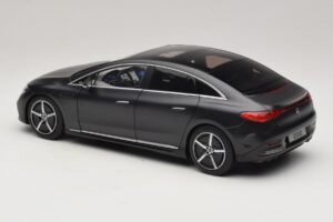 Mercedes EQE V295 Graphite Grey Magno NZG 1:18 B66961108 Metall – Bild 4 von 8