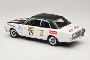 Opel Commodore A #29 J-L. Clarr / J-P. Peyroux Tour de France Automobile 1971 MCG 1:18 MCG18562R Metall – Bild 5 von 6