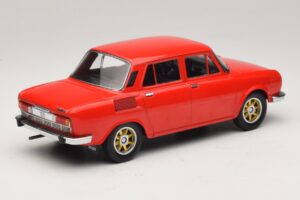 Skoda 100 Rot Goldene Felgen MCG 1:18 MCG18784 Metall – Bild 2 von 6