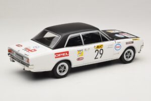 Opel Commodore A #29 J-L. Clarr / J-P. Peyroux Tour de France Automobile 1971 MCG 1:18 MCG18562R Metall – Bild 2 von 6
