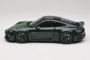 Porsche 911 992 Turbo S Brabus 900 Rocket R Mean Green GT Spirit 1:18 GT959 Resin – Bild 3 von 6