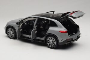 Mercedes EQS SUV X296 Manufaktur Alpine Grey NZG 1:18 B66960591 Metall – Bild 5 von 8