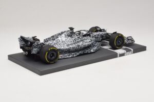 Alfa Romeo Orlen C42 V. Bottas Testing Barcelona 2022 Minichamps 1:18 117229977 Resin – Bild 2 von 7