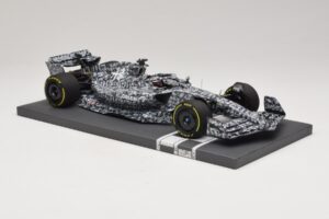 Alfa Romeo Orlen C42 V. Bottas Testing Barcelona 2022 Minichamps 1:18 117229977 Resin – Bild 4 von 7