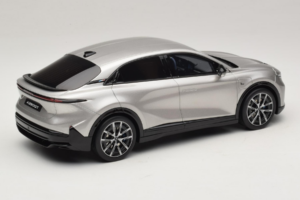 Alpine A390 GT Argent Mercure Otto 1:18 OT1318 Resin – Bild 2 von 6