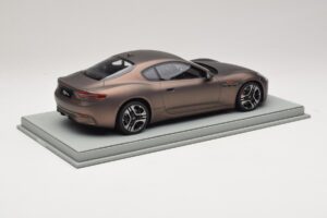 Maserati GranTurismo Trofeo Rame Folgore BBR 1:18 P18240AMAS Resin – Bild 3 von 7