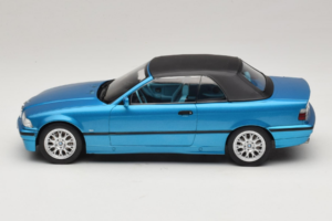 BMW 3 Series E36 Cabrio Blau Metallic MCG 1:18 MCG18319 Metall – Bild 4 von 7