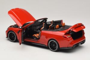 BMW M4 G83 Cabriolet Red Metallic Minichamps 1:18 110021030 Metall – Bild 5 von 8