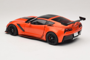 Chevrolet Corvette C7 ZR1 Rot IXO 1:18 U18RDC001-FO Metall – Bild 7 von 8