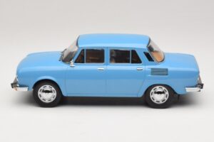 Skoda 100 LS Hellblau MCG 1:18 MCG18782 Metall – Bild 3 von 6