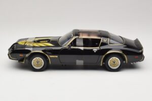 Pontiac Firebird Trans Am Kill Bill Movie Greenlight 1:18 12951 Metall – Bild 3 von 6