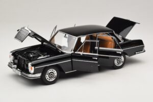 Mercedes 280 SE W108 Schwarz Norev 1:18 183360 Metall – Bild 2 von 8