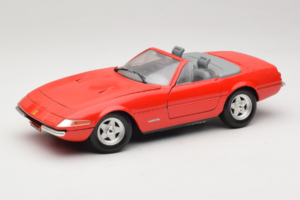 Ferrari 365 GTS/4 Spider Rot Techno Giodi 1:18 40028-P1 Metall
