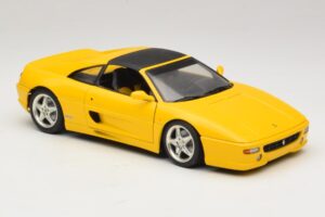 Ferrari F355 Spider Gelb mit Schwarzem Dach UT Models 1:18 180074030-P4 Metall – Bild 6 von 8
