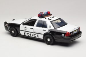 Ford Crown Victoria Police Interceptor The Hangover Movie Greenlight 1:18 12911 Metall – Bild 5 von 6