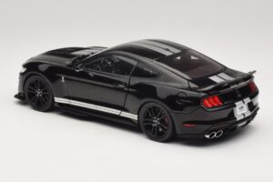 Ford Mustang Shelby GT500 S550 Schwarz IXO 1:18 U18RDC002-FO Metall – Bild 7 von 8